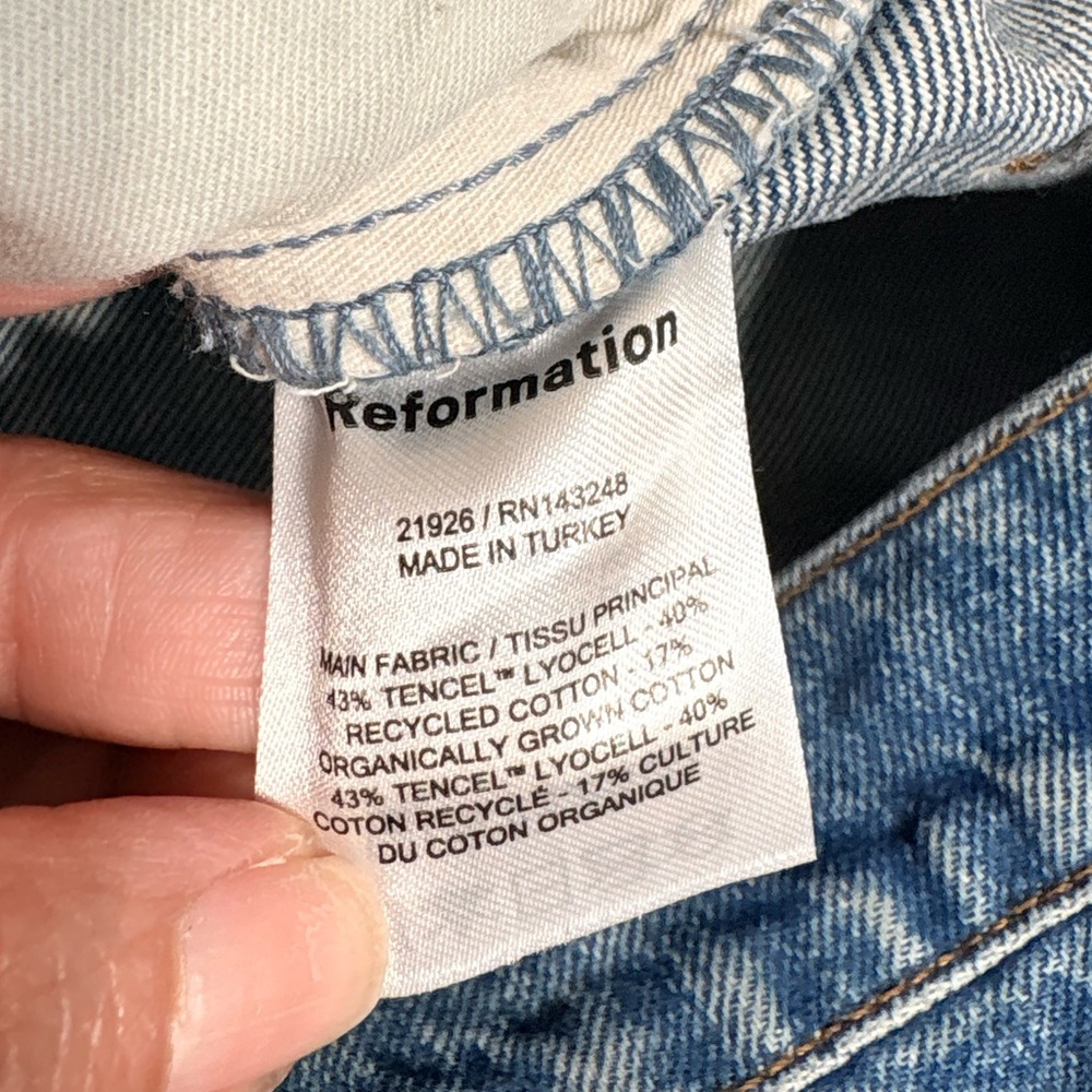 Reformation Cynthia High Rise Straight Jeans in Shasta Wash Button Fly Size 26 - Picture 10 of 14